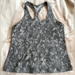 Lululemon tank top